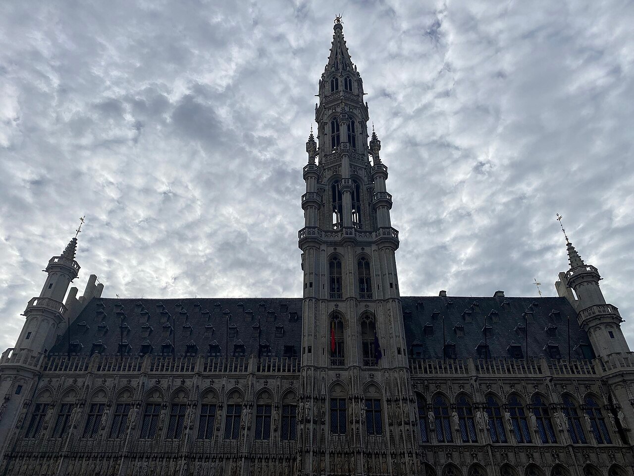 400 logements publics à Bruxelles : qui pourra vraiment y accéder ?