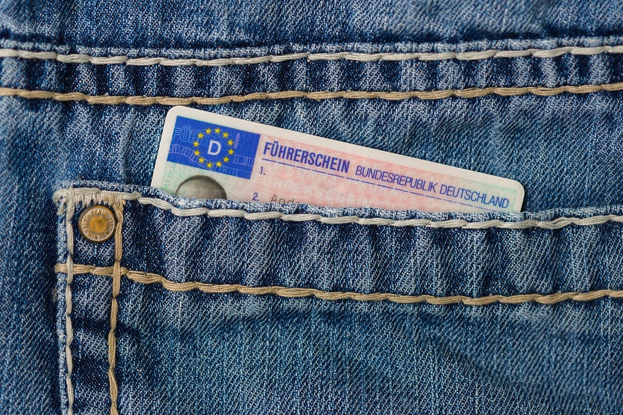 Permis de conduire à Bruxelles : étapes, prix et filières